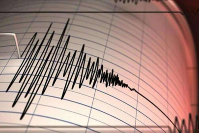 Korkutan deprem! Vatandaşlar yataklarından fırladı...