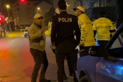 Bursa'da polisin sabır sınavı: 'Ben göstereceğim size...'