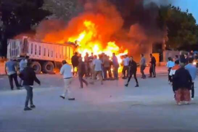 Kamyon asker uğurlayan kalabalığın arasına daldı! Çok sayıda ölü ve yaralı var...