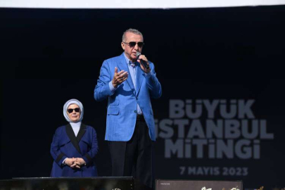 Cumhurbaşkanı Erdoğan'dan dev mitingde sert sözler: 'Senin orada ne işin var?'