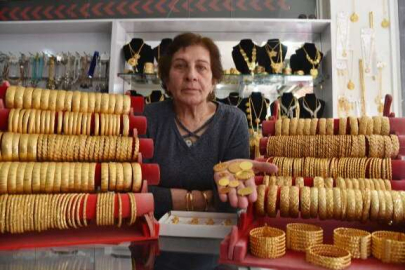 Çeyrek altın 100 TL oldu... Herkes buraya akın etti! En Pahalı Bilezik 1000 TL