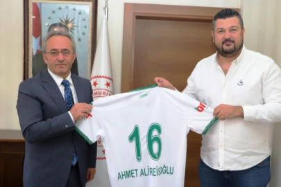 Bursaspor, İl Milli Eğitim Müdürlüğü’nü ziyaret etti