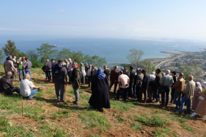 Deniz manzaralı mezar sahibi olmak için birbirleriyle yarıştılar... Fenalaşanlar oldu!