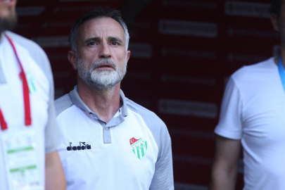 Bursaspor’un yeni teknik direktörü belli oldu!