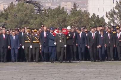 Devlet erkanı Ata'nın huzurunda!