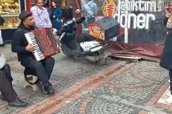 İzahı olmadı mizahı oldu! Dilan Polat'a şarkı: Paralar bitti oldun dilenci!