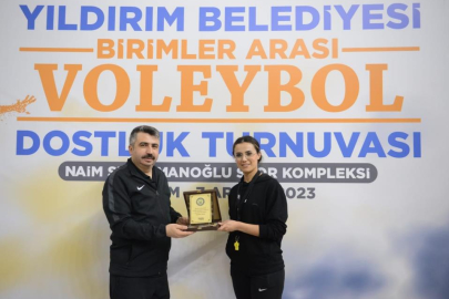 Yıldırım Belediyesi birimler arası voleybol turnuvası nefes kesen bir finalle sona erdi