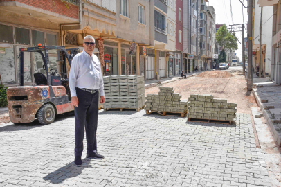 Karacabey Belediyesi çalışıyor, kent daha da güzelleşiyor