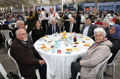 Nilüfer’de ilk iftar sofrası İhsaniye’de kuruldu